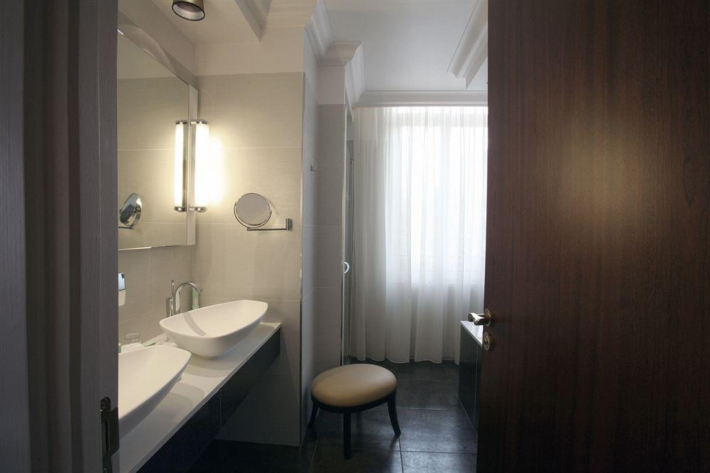 Hotel Princesse Flore Роят Екстериор снимка
