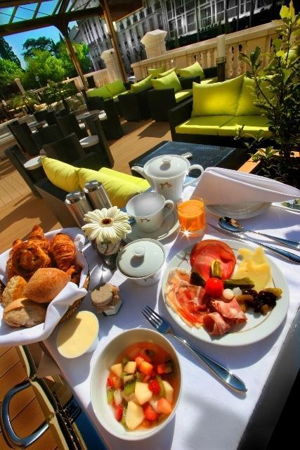 Hotel Princesse Flore Роят Екстериор снимка